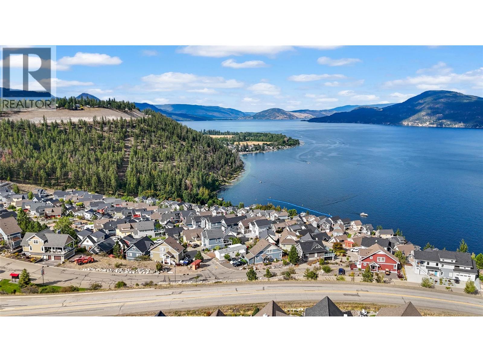 6736 Marbella Loop. Kelowna, British Columbia