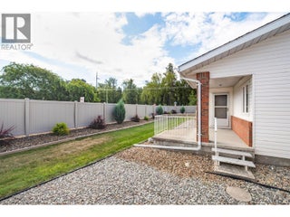 1885 Parkview Crescent Unit# 113. Kelowna, British Columbia