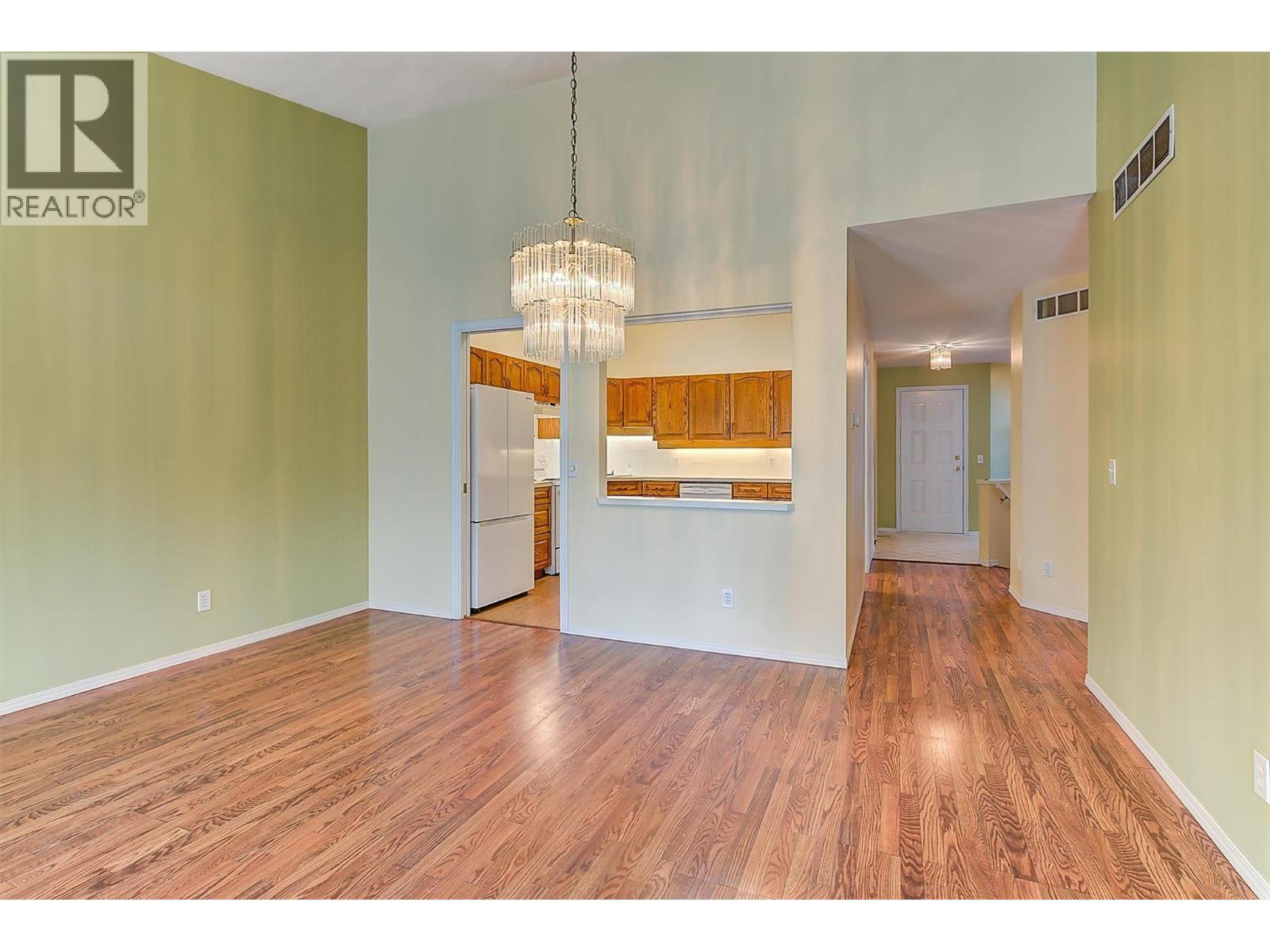 1885 Parkview Crescent Unit# 113. Kelowna, British Columbia