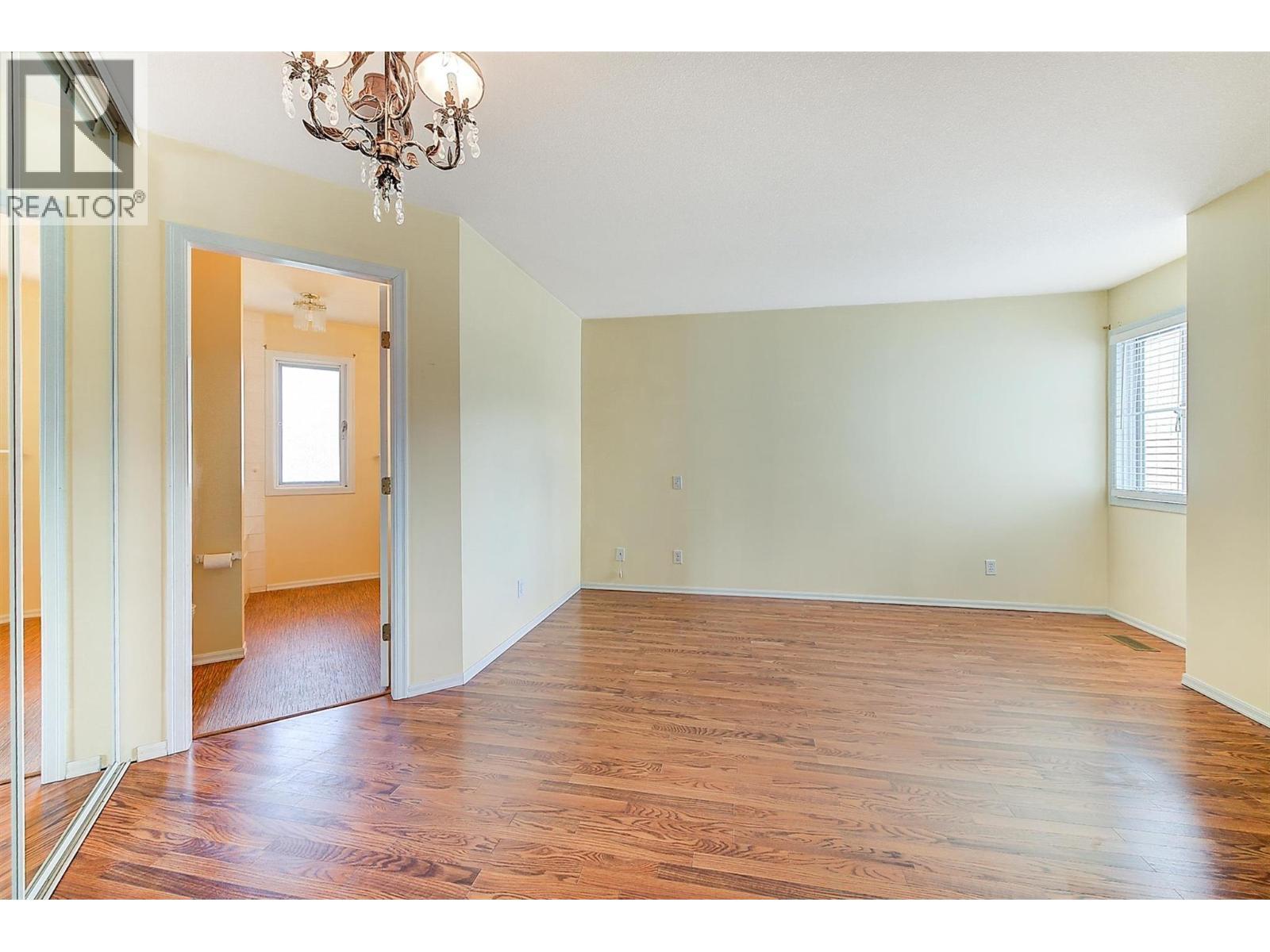 1885 Parkview Crescent Unit# 113. Kelowna, British Columbia