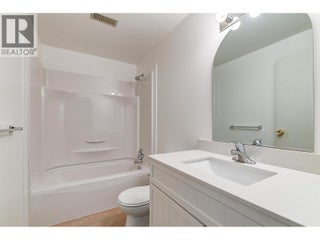 1885 Parkview Crescent Unit# 113. Kelowna, British Columbia