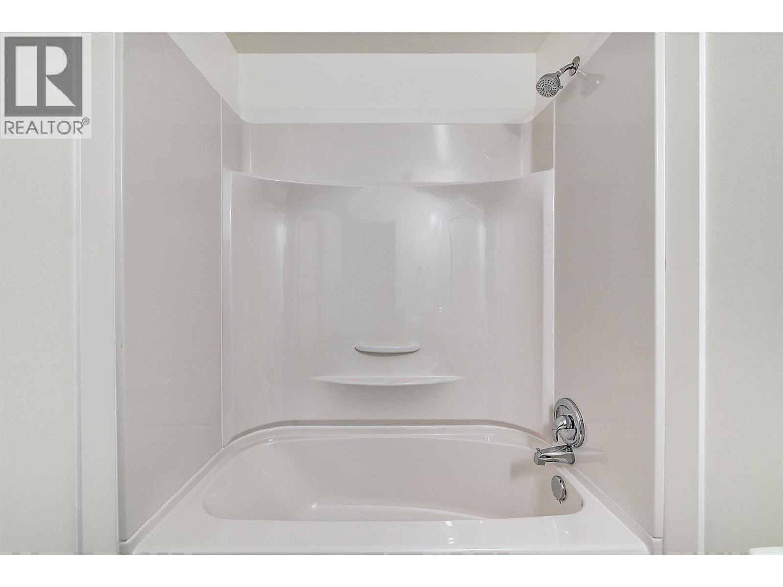 1885 Parkview Crescent Unit# 113. Kelowna, British Columbia