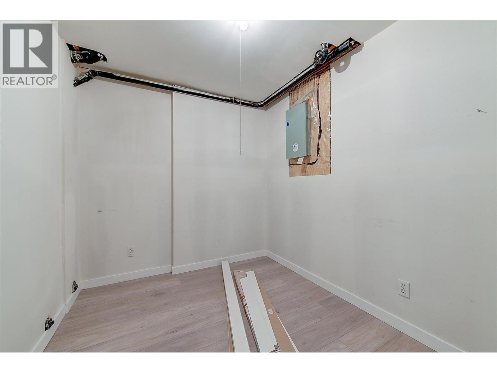 1885 Parkview Crescent Unit# 113. Kelowna, British Columbia