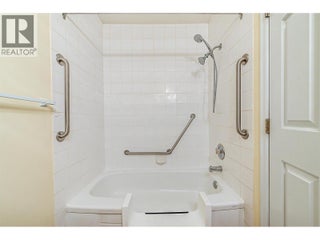 1885 Parkview Crescent Unit# 113. Kelowna, British Columbia