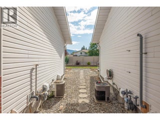 1885 Parkview Crescent Unit# 113. Kelowna, British Columbia