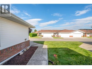 1885 Parkview Crescent Unit# 113. Kelowna, British Columbia