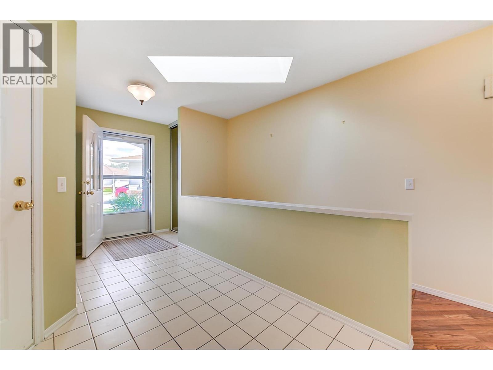 1885 Parkview Crescent Unit# 113. Kelowna, British Columbia