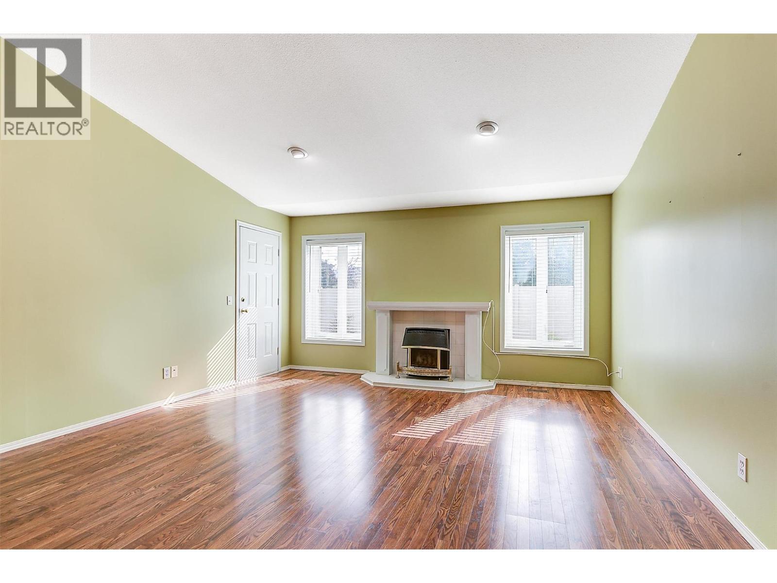 1885 Parkview Crescent Unit# 113. Kelowna, British Columbia