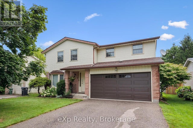 8 Aspen Valley Crescent, Guelph (kortright West)