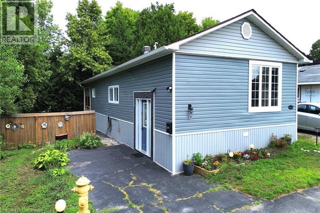 21 Westhill Road, Elliot Lake