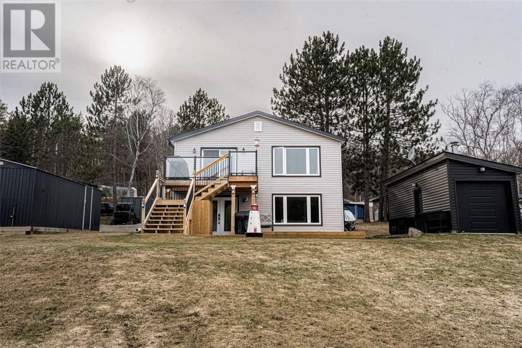 8a Frenchmans Bay, Wahnapitae