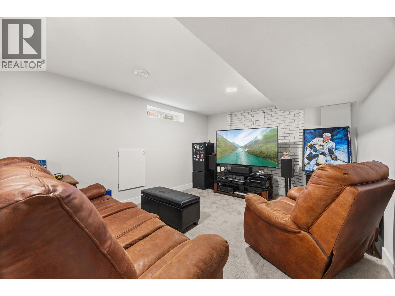 1255 Rio Drive. Kelowna, British Columbia