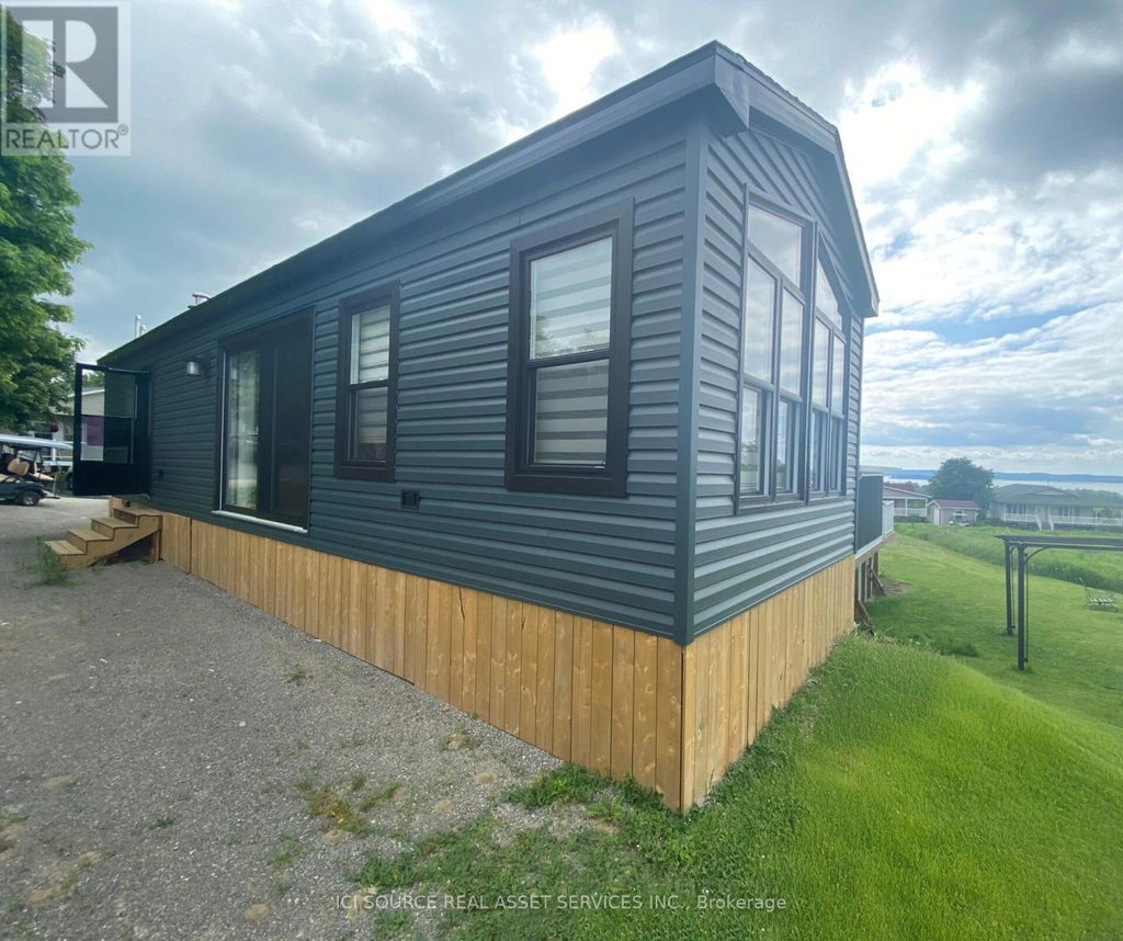 Trilm - 1082 Shamrock Marina Road, Gravenhurst (morriston)