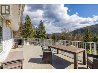 7114 Goshawk Road. Kelowna, British Columbia