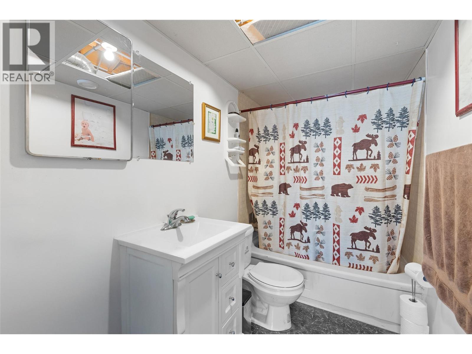 7114 Goshawk Road. Kelowna, British Columbia