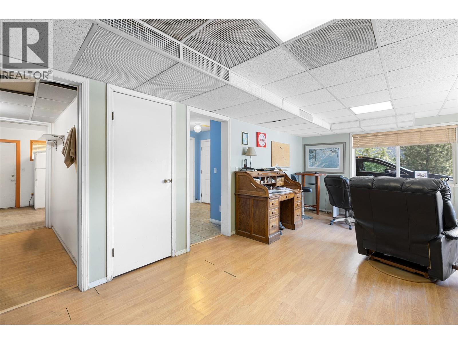 7114 Goshawk Road. Kelowna, British Columbia