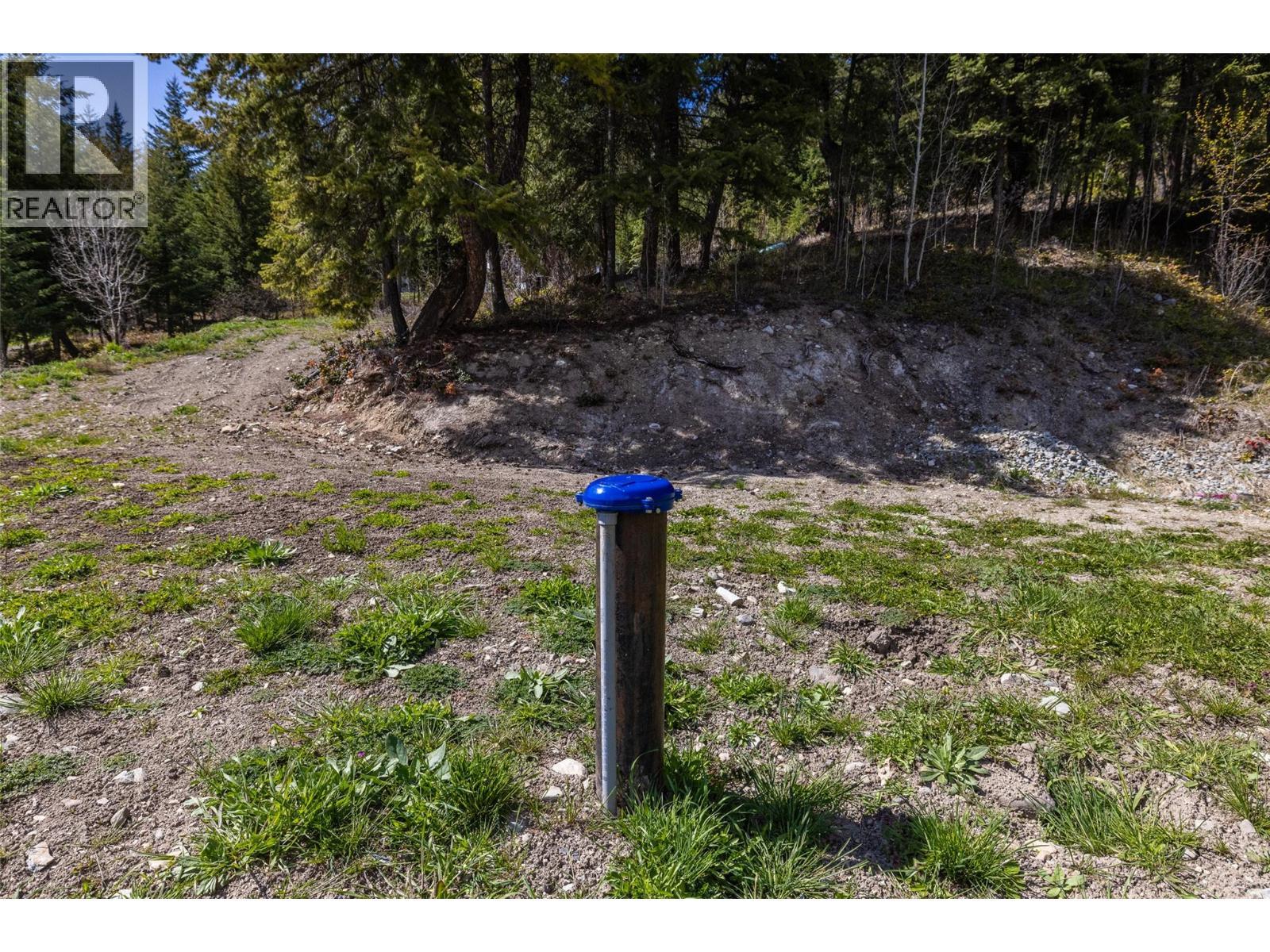 7114 Goshawk Road. Kelowna, British Columbia