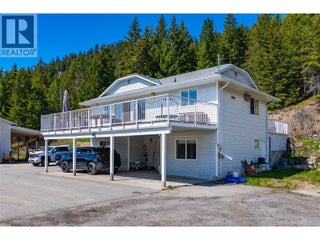 7114 Goshawk Road. Kelowna, British Columbia