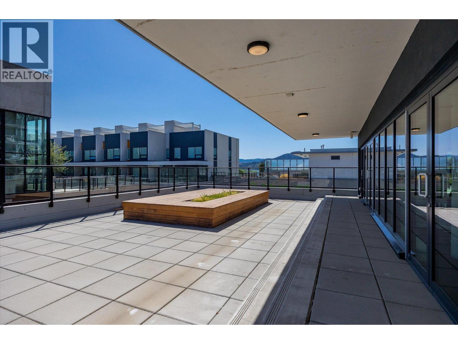 485 Groves Avenue Unit# 902 Lot# 902. Kelowna, British Columbia