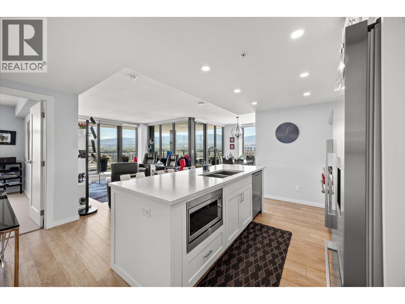 485 Groves Avenue Unit# 902 Lot# 902. Kelowna, British Columbia