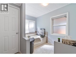 1361 30 Street Se Unit# 16. Salmon Arm, British Columbia