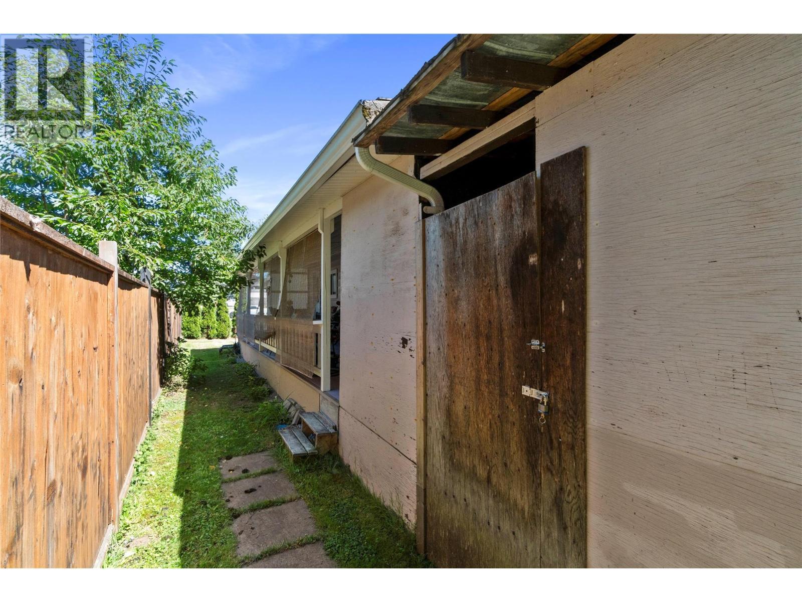 1361 30 Street Se Unit# 16. Salmon Arm, British Columbia