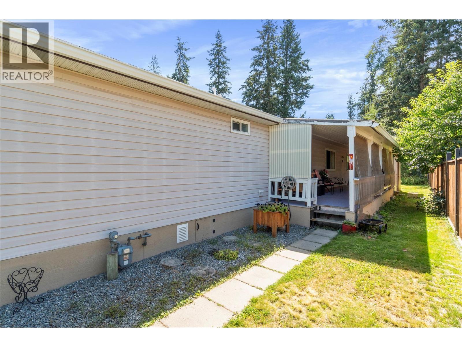 1361 30 Street Se Unit# 16. Salmon Arm, British Columbia