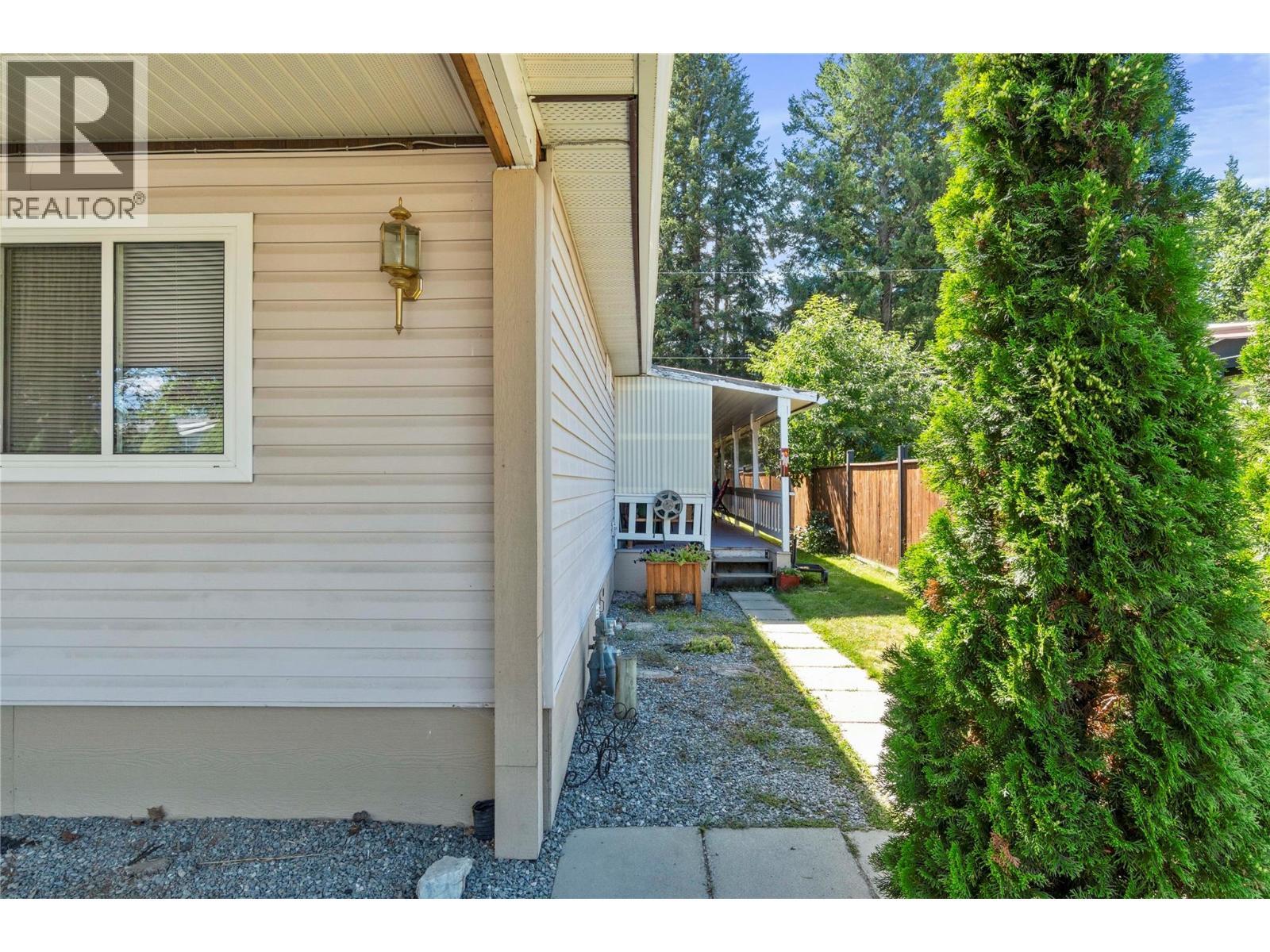 1361 30 Street Se Unit# 16. Salmon Arm, British Columbia