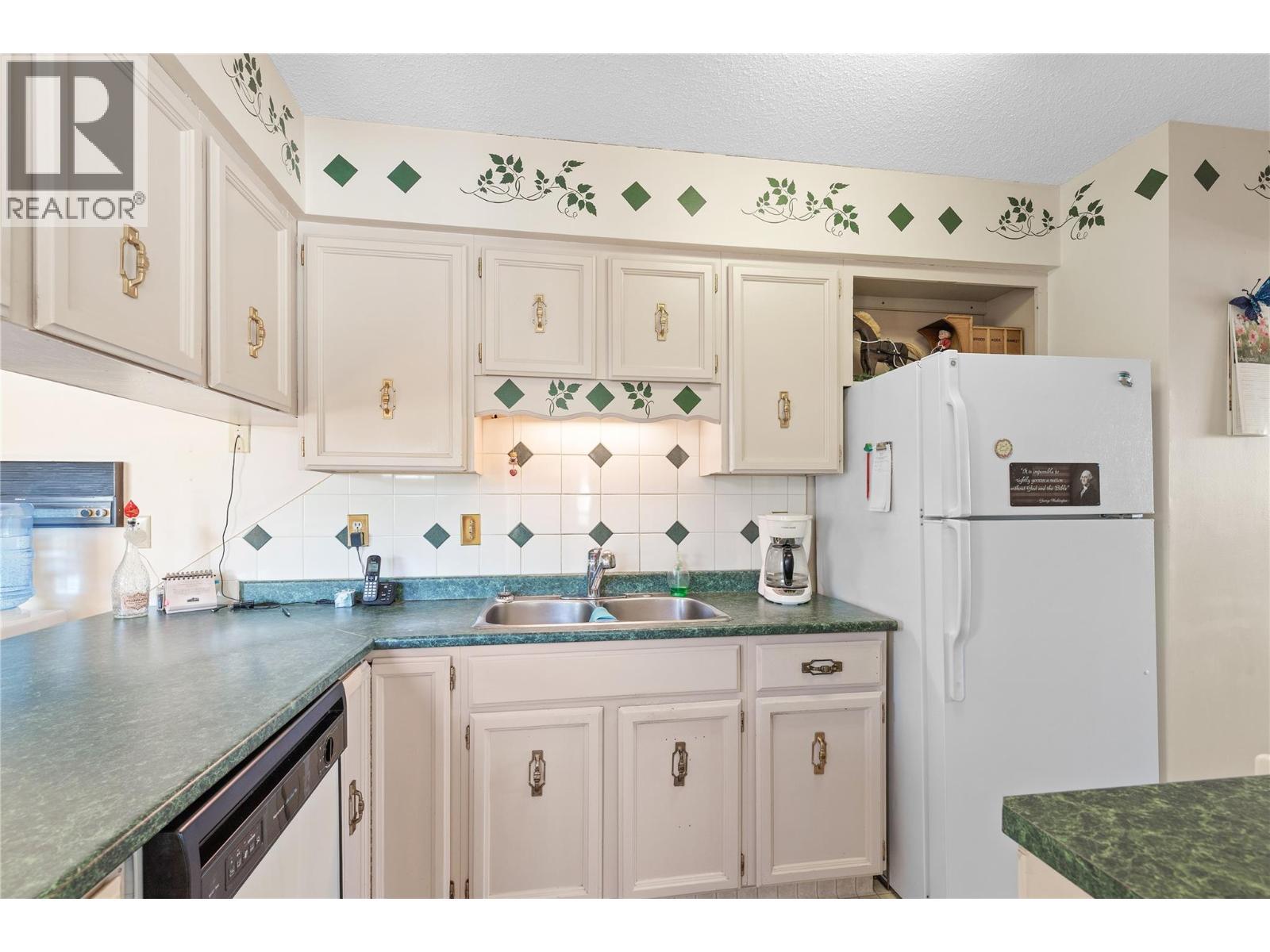 3011 11 Street. Vernon, British Columbia