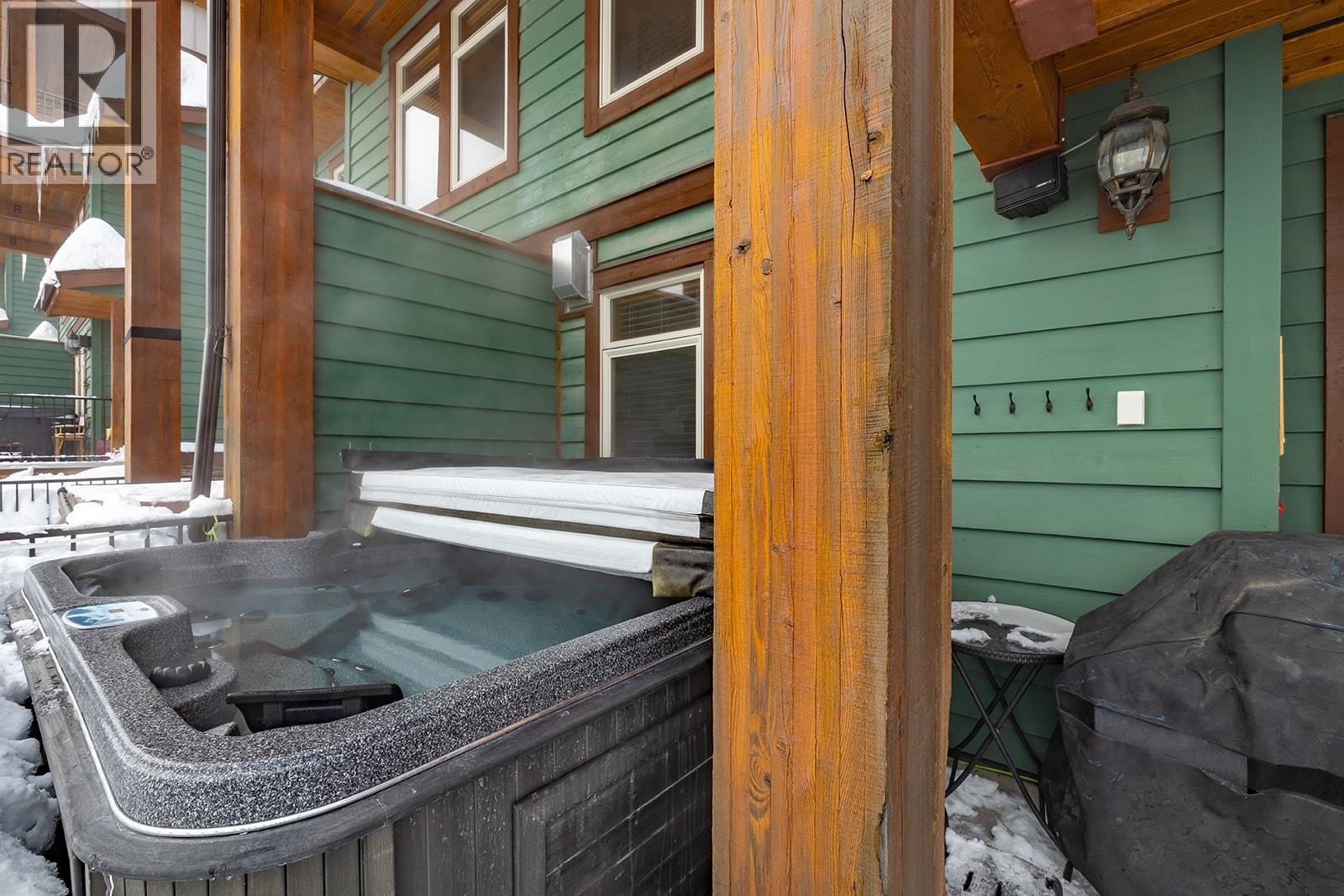 255 Raven Ridge Road Unit# 1. Big White, British Columbia