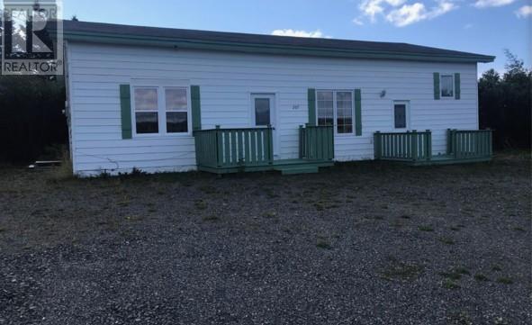 201-211 Main Street, Come By Chance