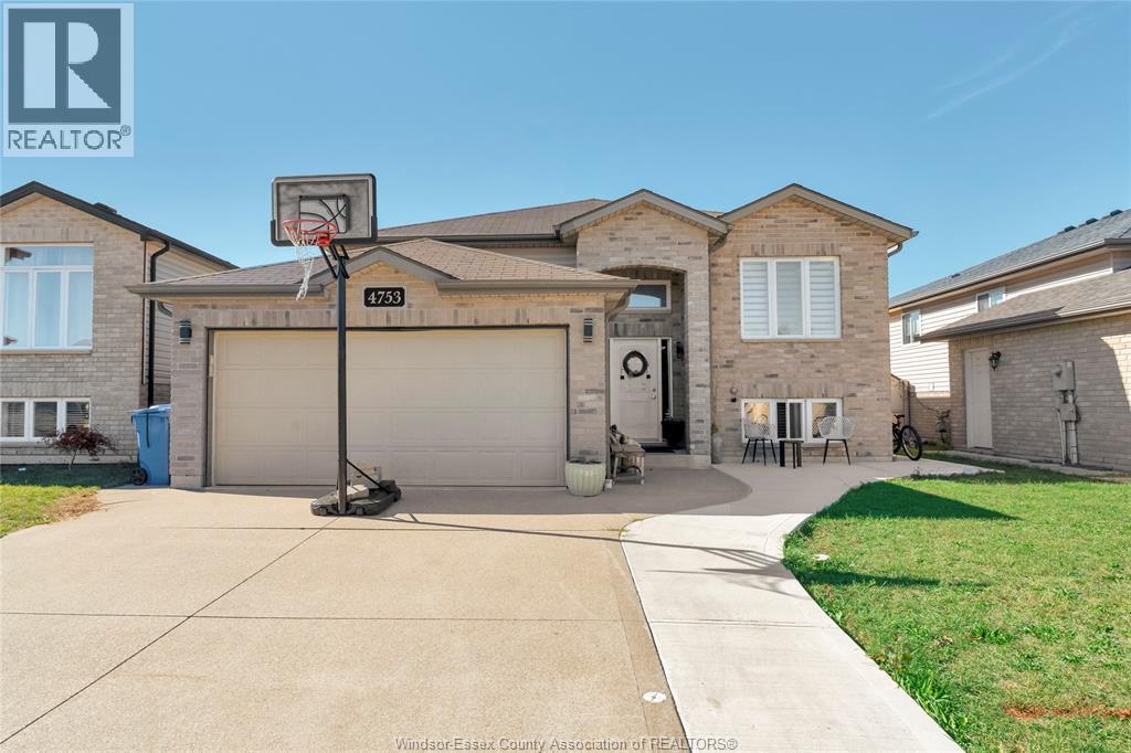 4753 Whitefish, Windsor