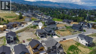 925 Bull Crescent. Kelowna, British Columbia