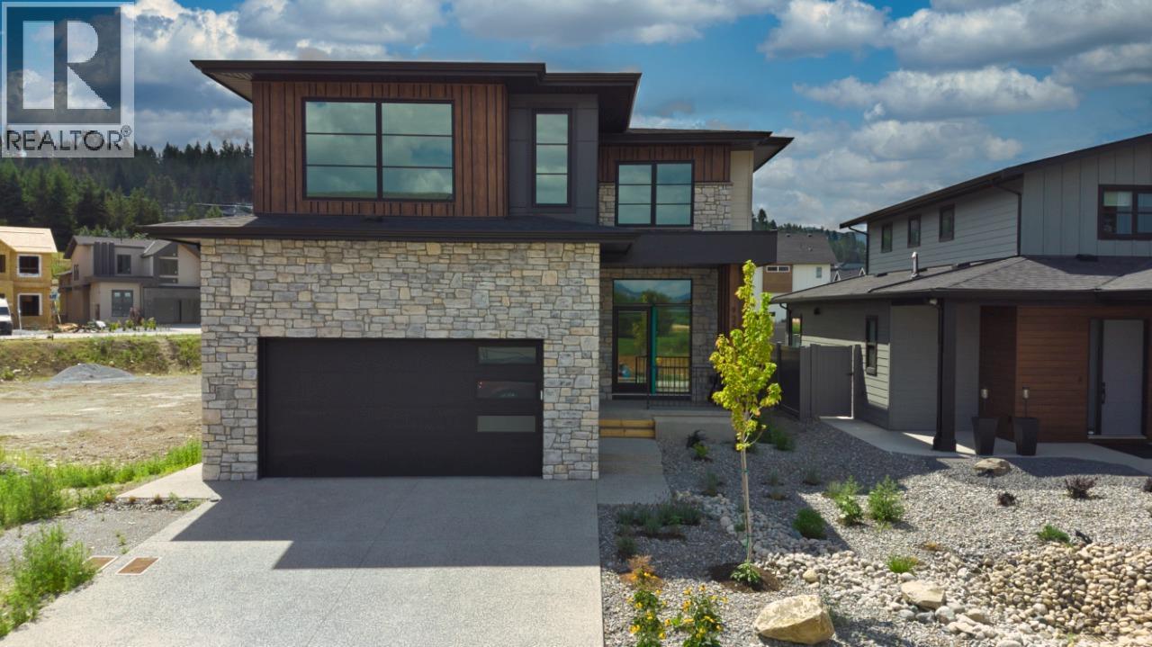 925 Bull Crescent. Kelowna, British Columbia