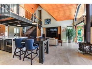 4495 Maxwell Road. Peachland, British Columbia