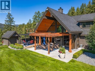 4495 Maxwell Road. Peachland, British Columbia
