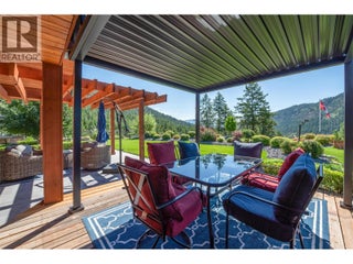 4495 Maxwell Road. Peachland, British Columbia