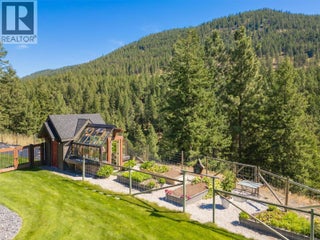 4495 Maxwell Road. Peachland, British Columbia
