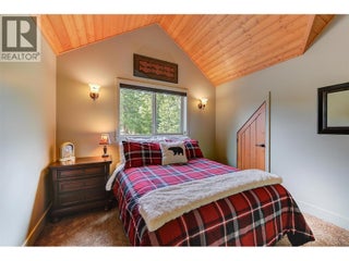 4495 Maxwell Road. Peachland, British Columbia