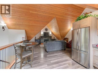 4495 Maxwell Road. Peachland, British Columbia