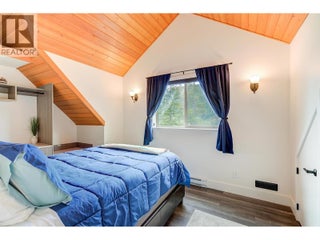 4495 Maxwell Road. Peachland, British Columbia