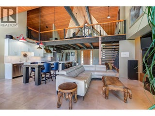 4495 Maxwell Road. Peachland, British Columbia