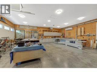 4495 Maxwell Road. Peachland, British Columbia