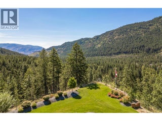 4495 Maxwell Road. Peachland, British Columbia