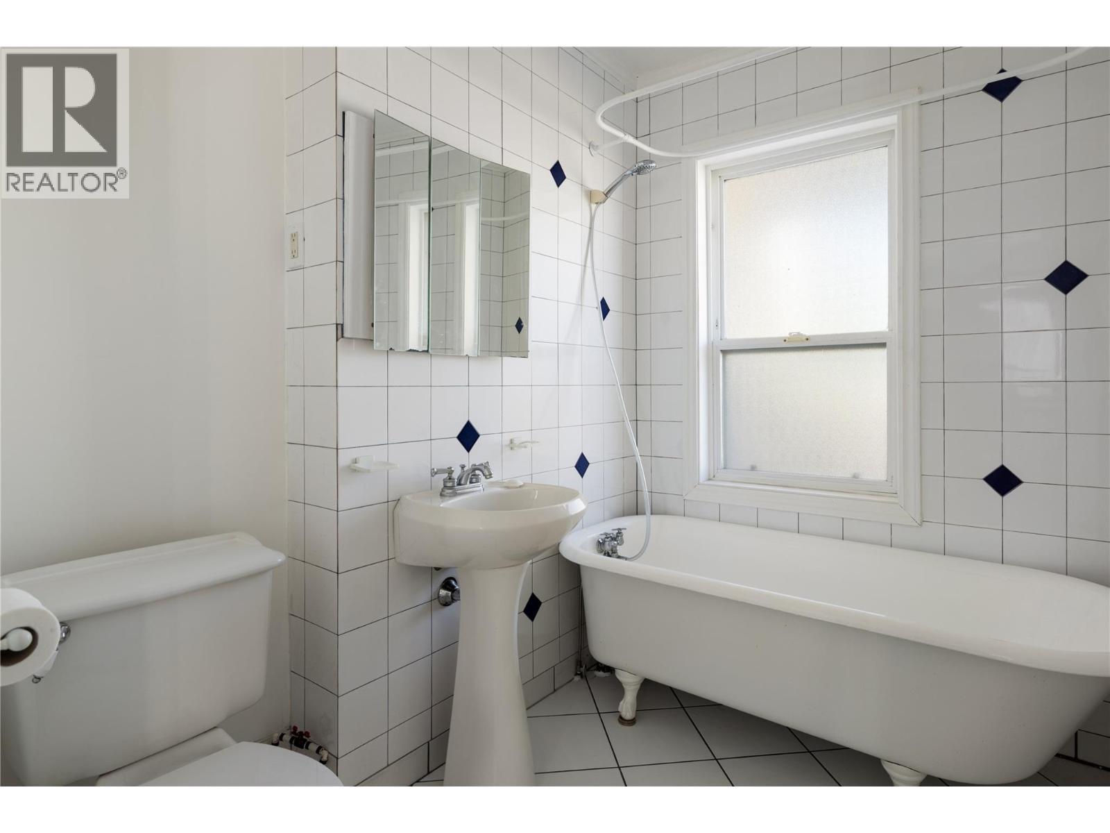 3900 Alexis Park Drive. Vernon, British Columbia