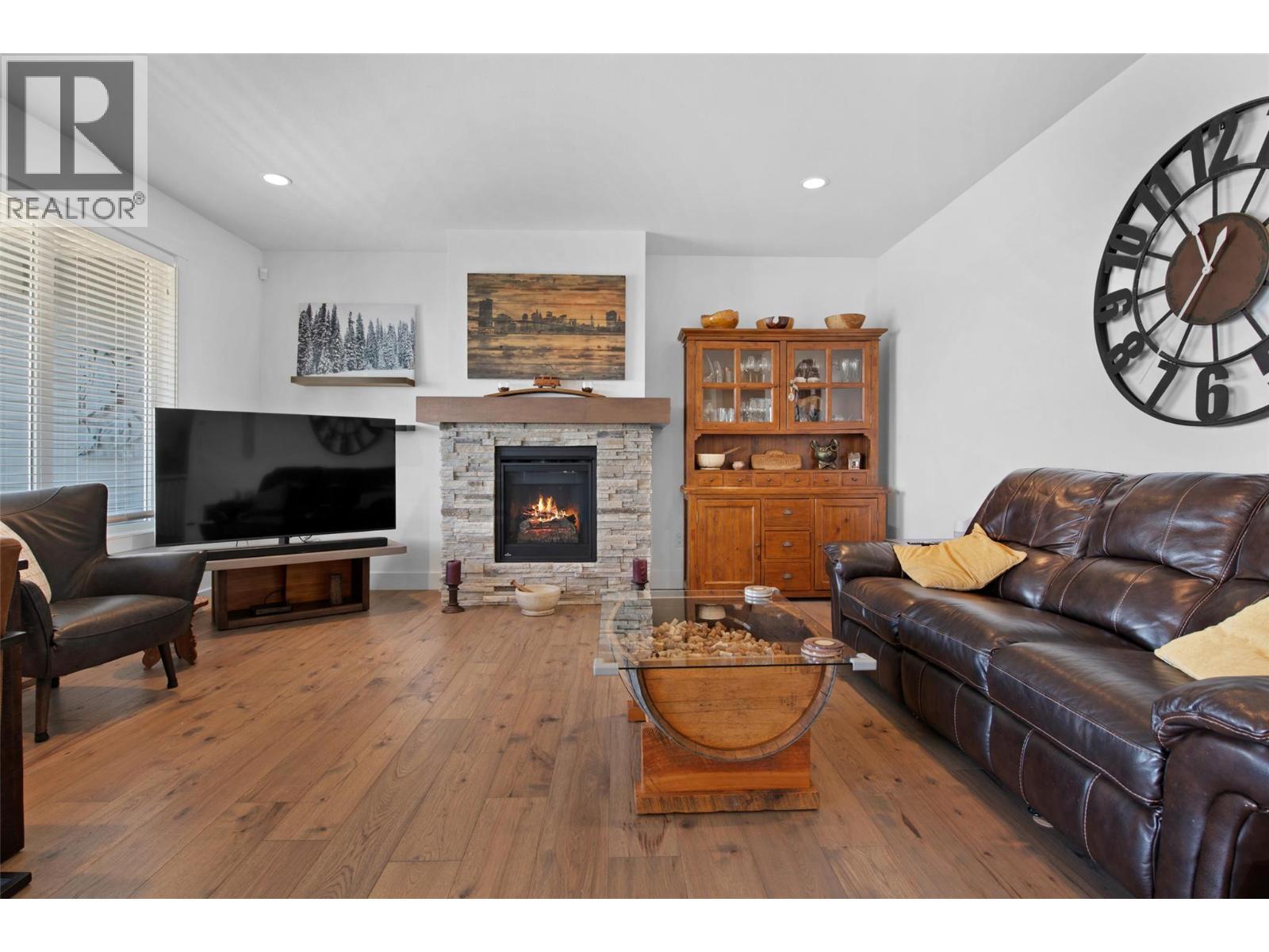 1664 Tower Ranch Drive. Kelowna, British Columbia