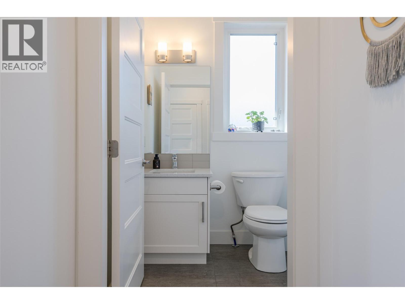 1664 Tower Ranch Drive. Kelowna, British Columbia