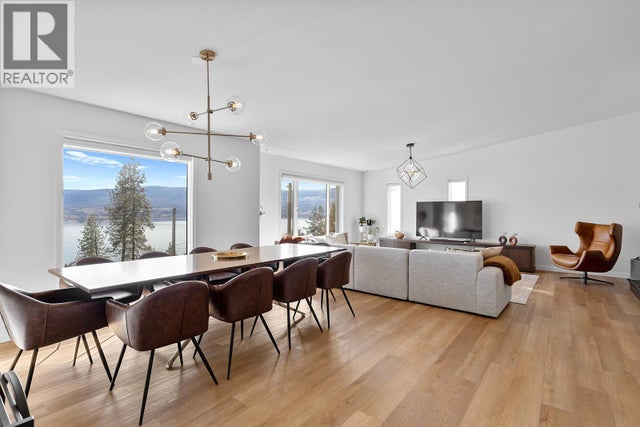 2658 Lakeview Road, West Kelowna