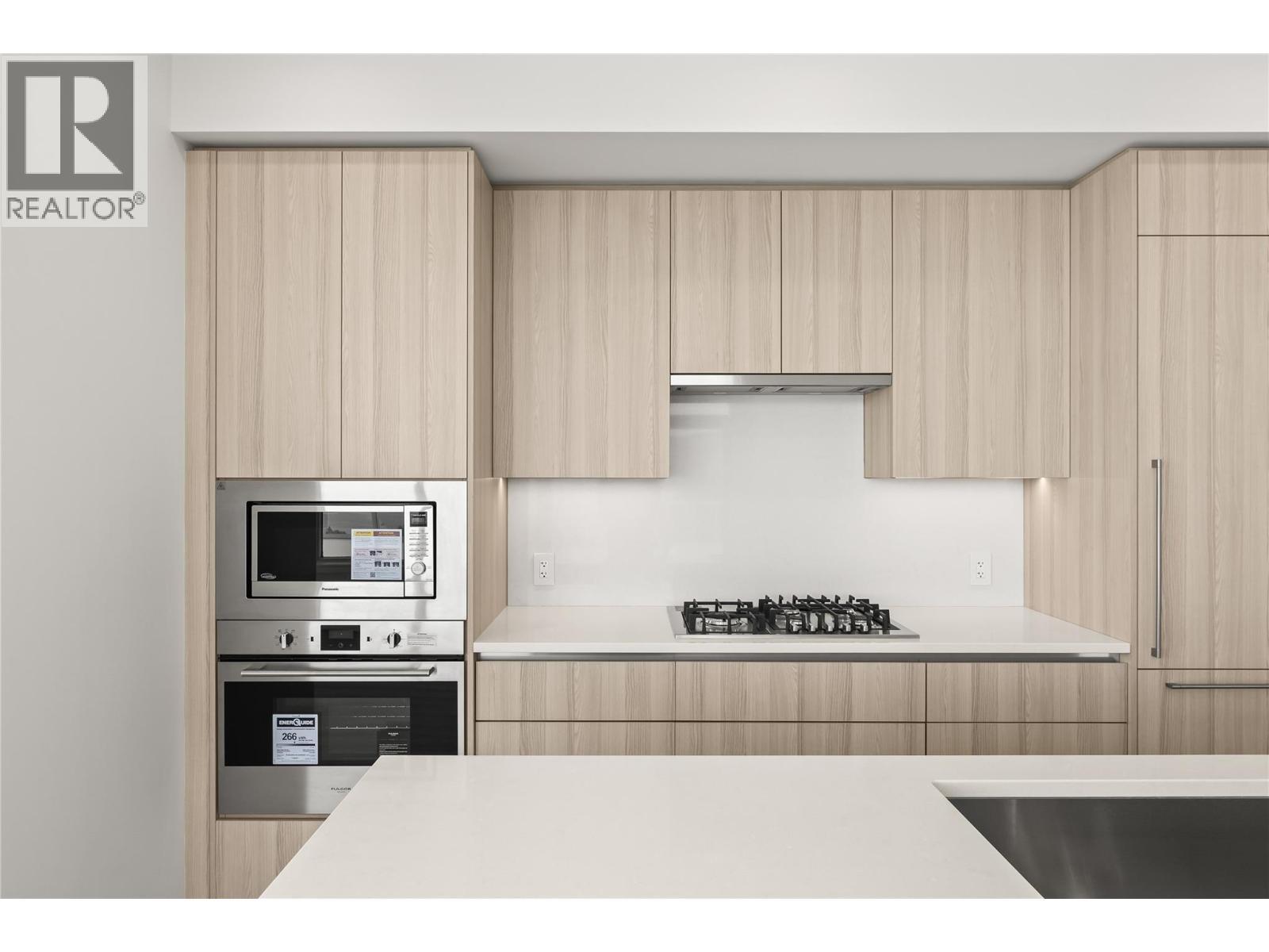 238 Leon Avenue Unit# 2107. Kelowna, British Columbia