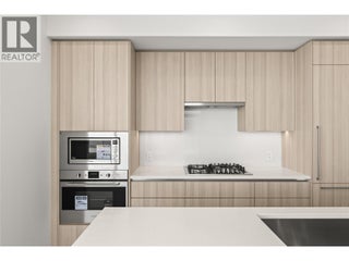 238 Leon Avenue Unit# 2107. Kelowna, British Columbia